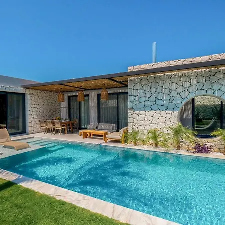 Viohouses - Luxury Private Pool