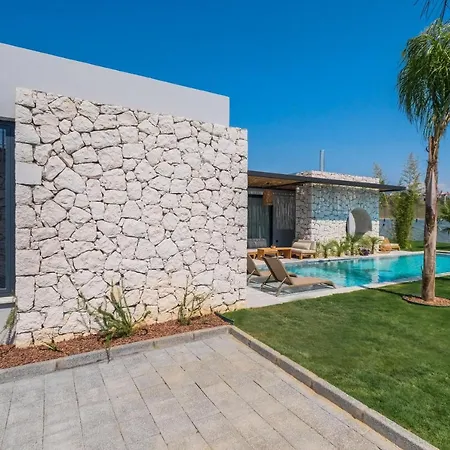 Viohouses - Luxury Private Pool Villa Fethiye