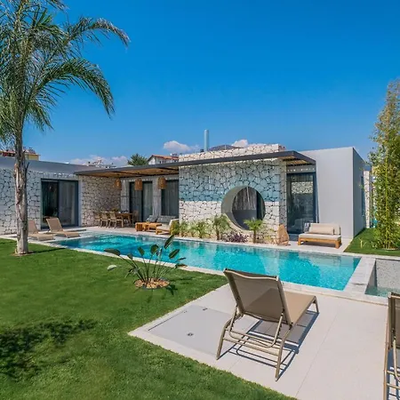 Villa Viohouses - Luxury Private Pool