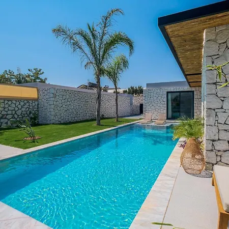 Villa Viohouses - Luxury Private Pool *